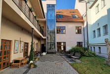Poděbradská knihovna ožívá kulturou: Lákala na Formánka i čtení Havla